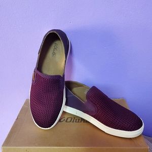 OLUKAI - Pehuea Slip On Sneaker in Burgundy